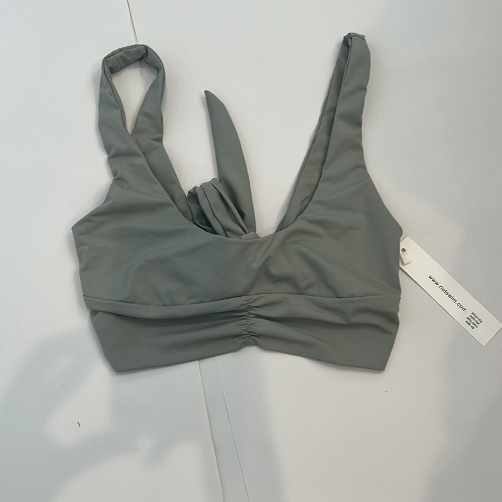 Riot Swim bikini top in cool gray “pico” style, xs, ruched, bandeau